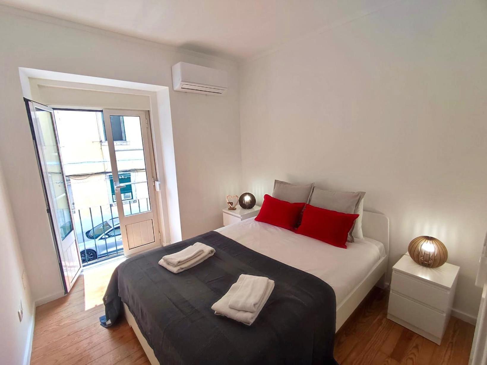 Red Passion Apartment Lisboa Extérieur photo